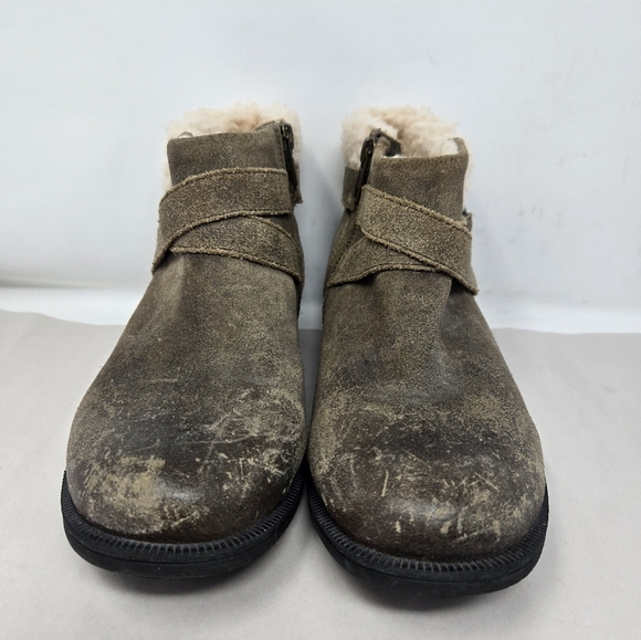 UGG Womens Winter Boots Sz 6.5 Benson Waterproof Wool Lining Distressed Leather - Picture 2 of 14